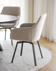 Polsterstuhl Lida mit Armlehne, hellbeige