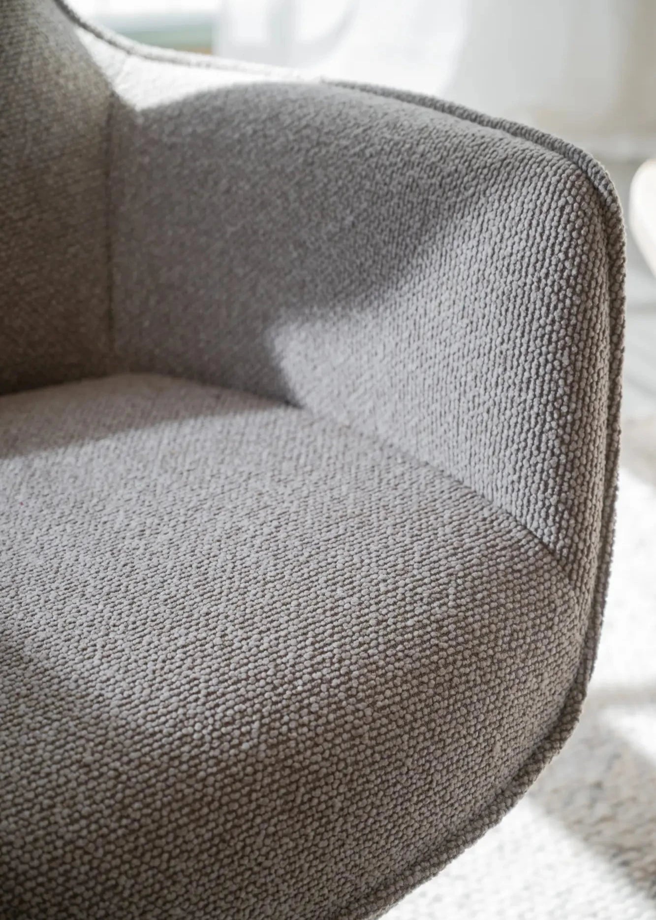 Sessel mit Fußhocker, beige