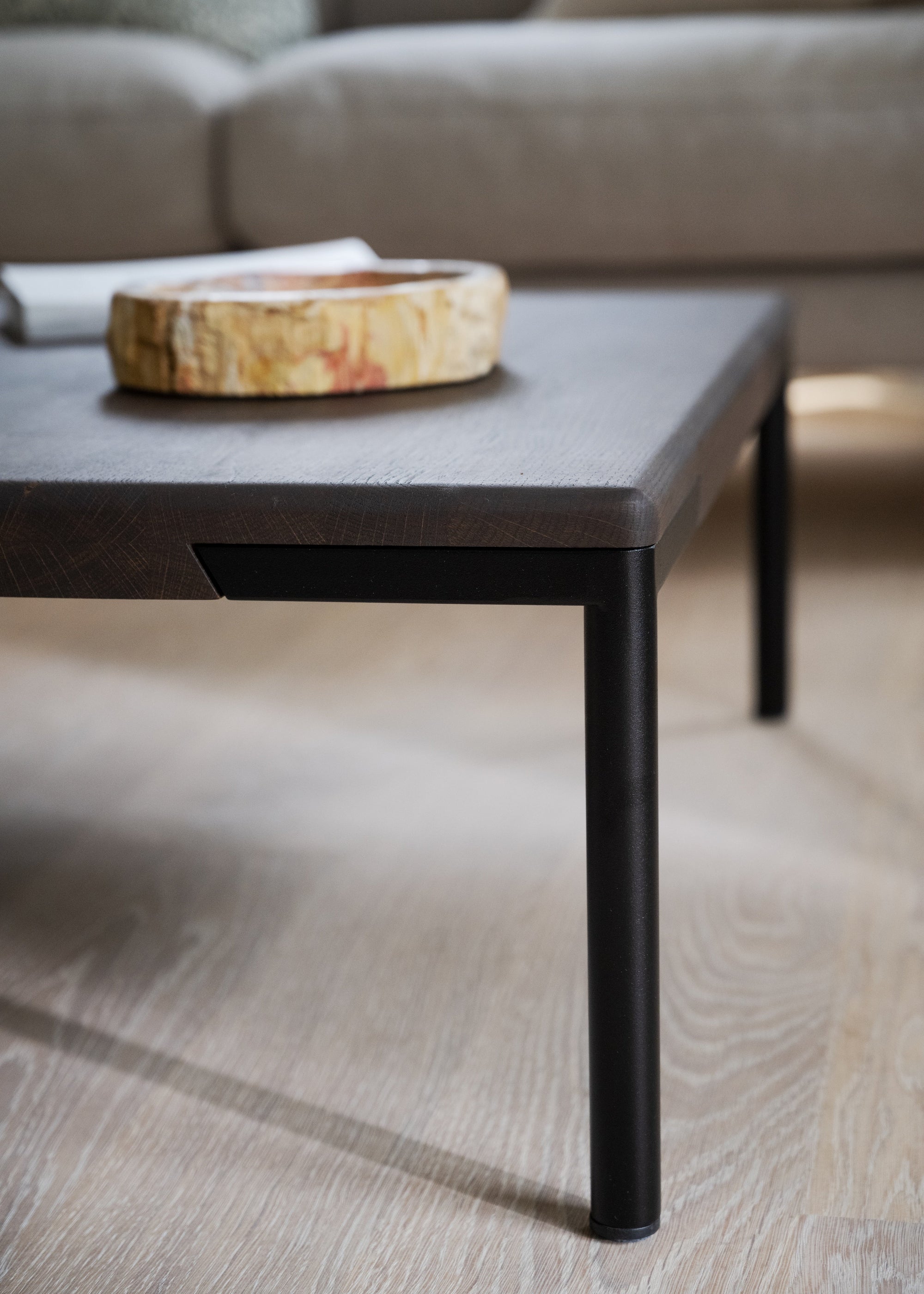 Vorbestellung | Coffeetable 140x70cm, Eiche braun