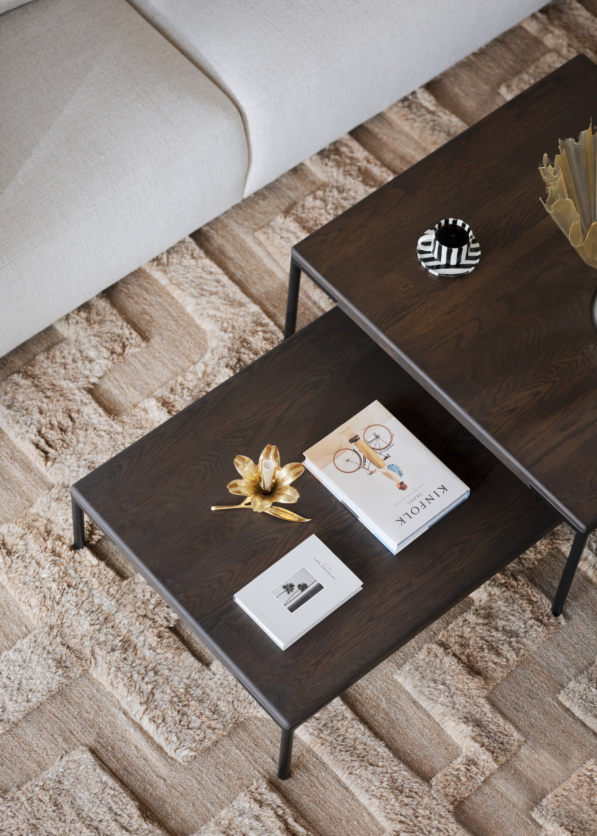 Vorbestellung | Coffeetable 140x70cm, Eiche braun