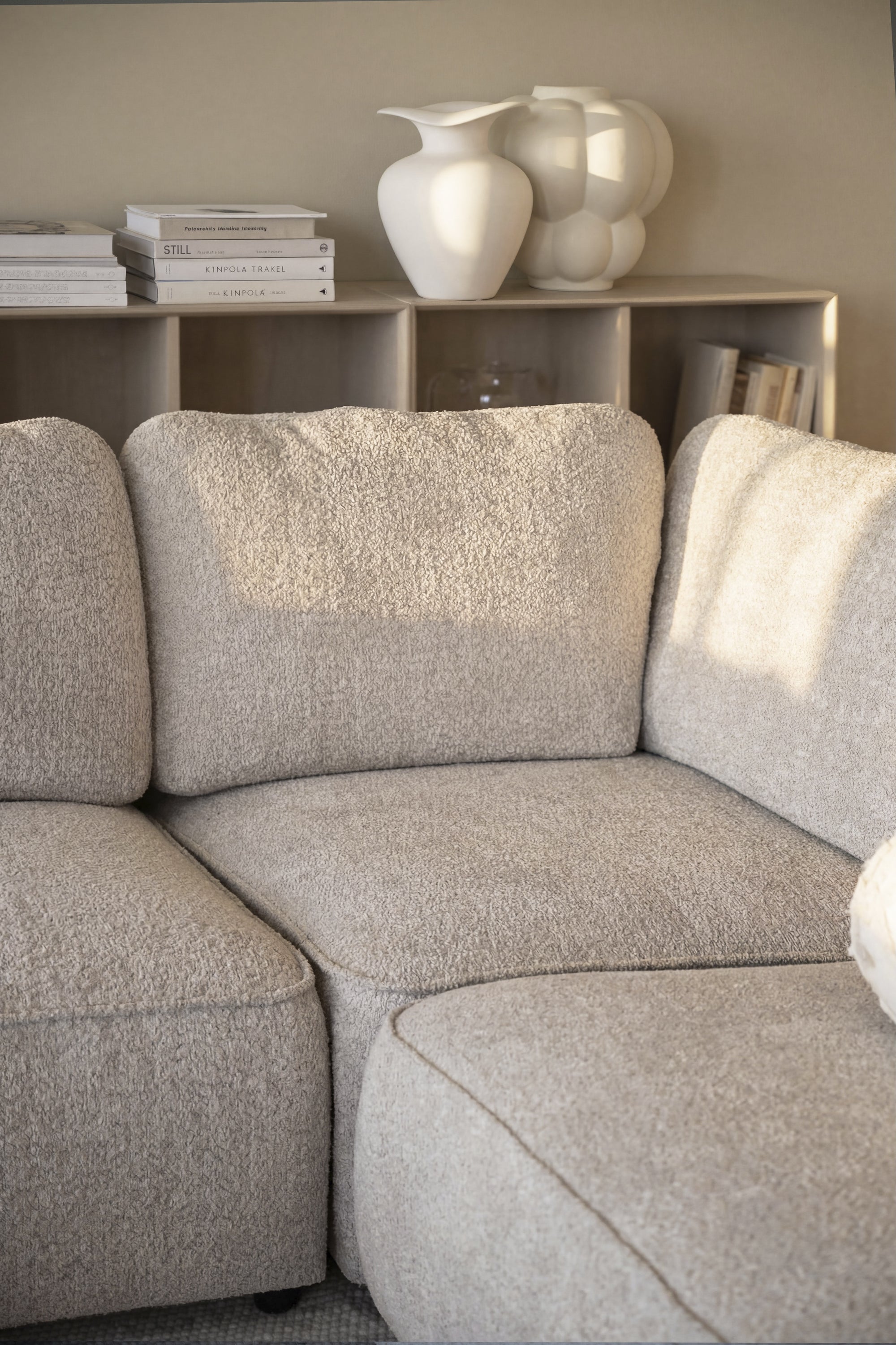 Lounge mit Chaiselongue links Boucle L400cm , beige
