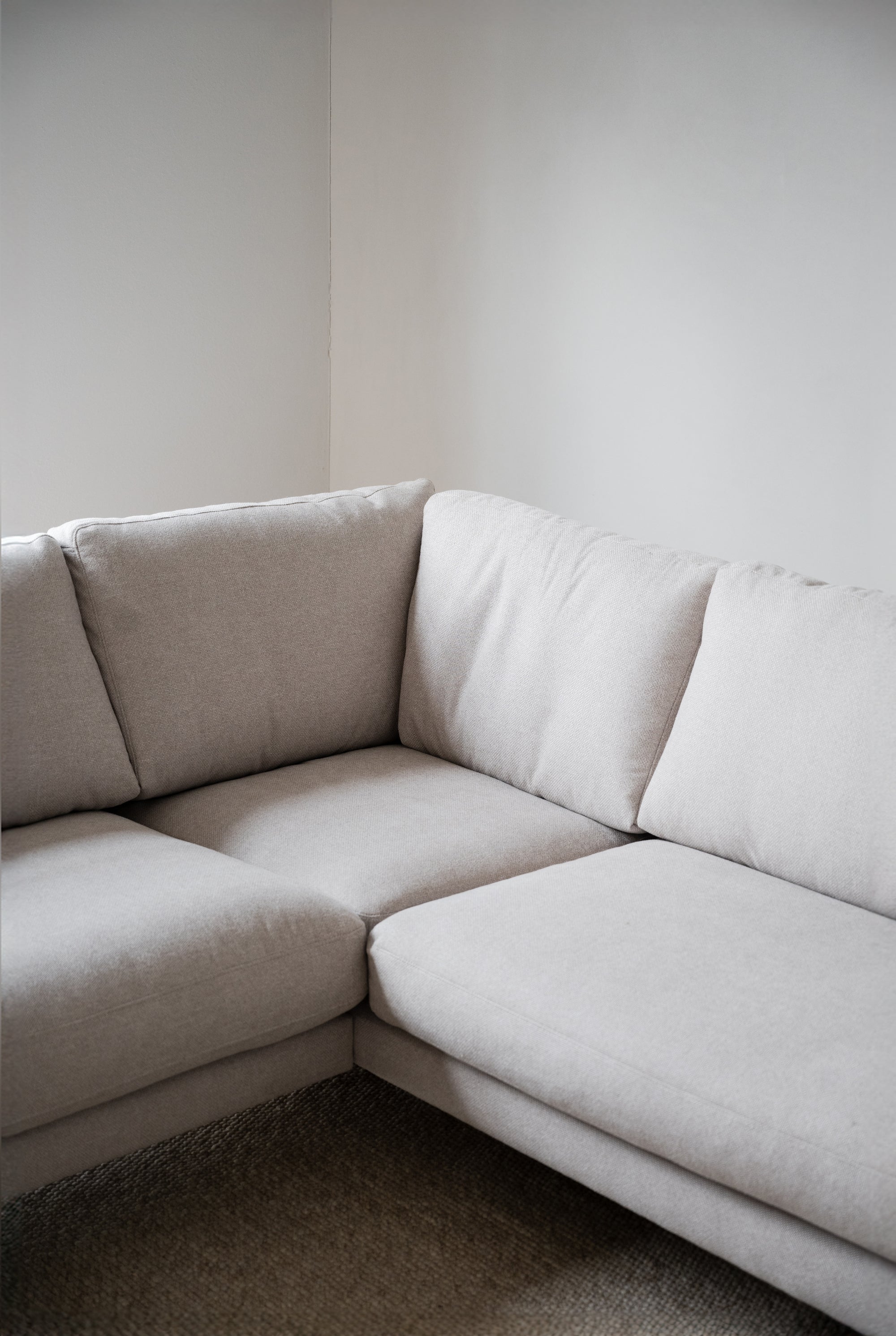 Ecksofa Corwin 3-Sitzer, hell-beige