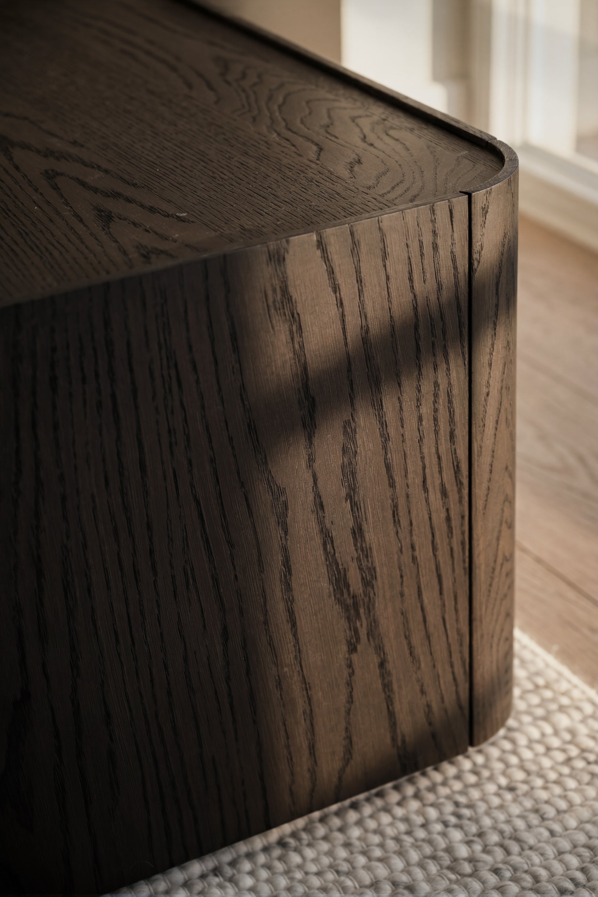 Vorbestellung | Coffeetable 130x75cm, Eiche braun